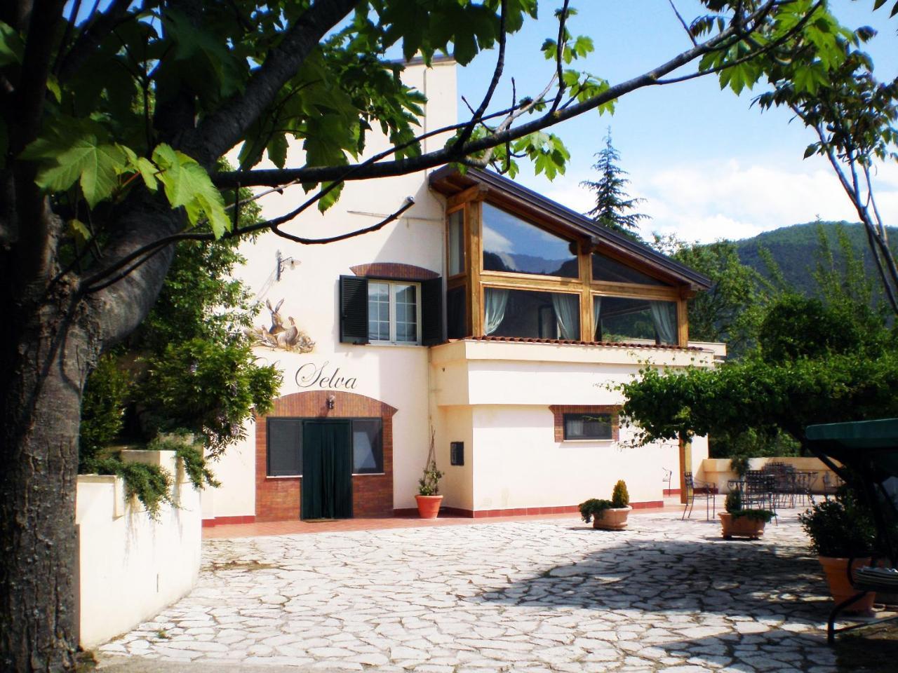 Agriturismo La Selva Ριέτι Εξωτερικό φωτογραφία